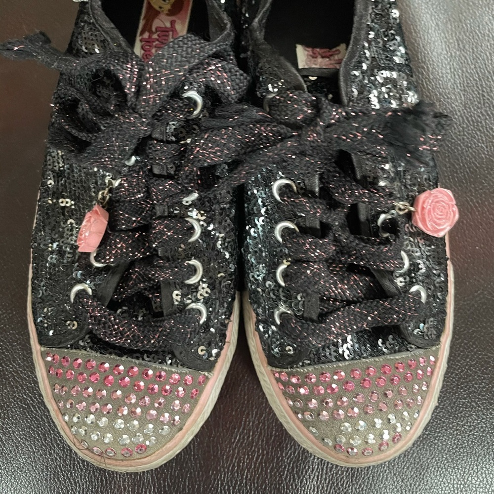 Skechers glittery sneakers